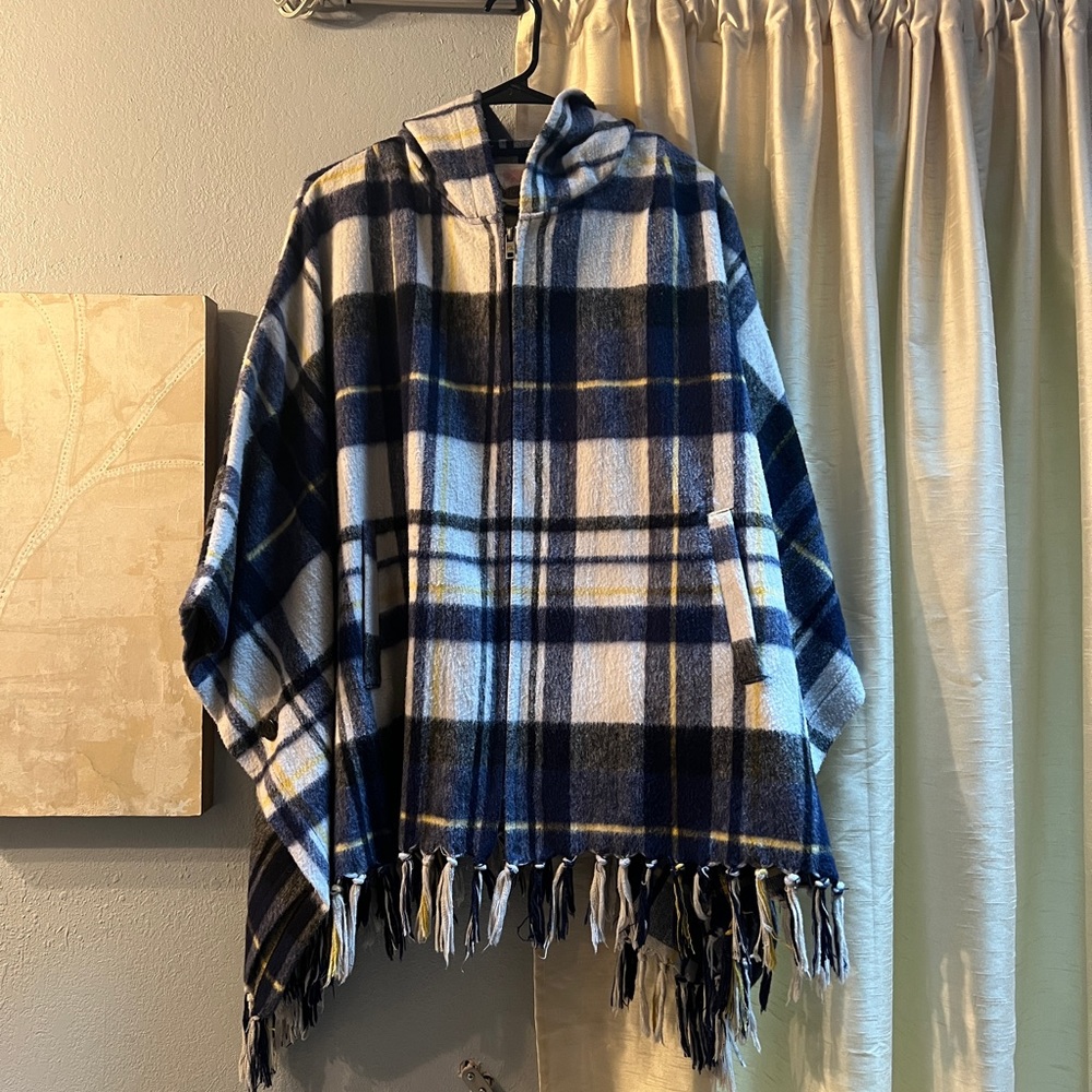 EUC Quicksilver wool blend poncho
